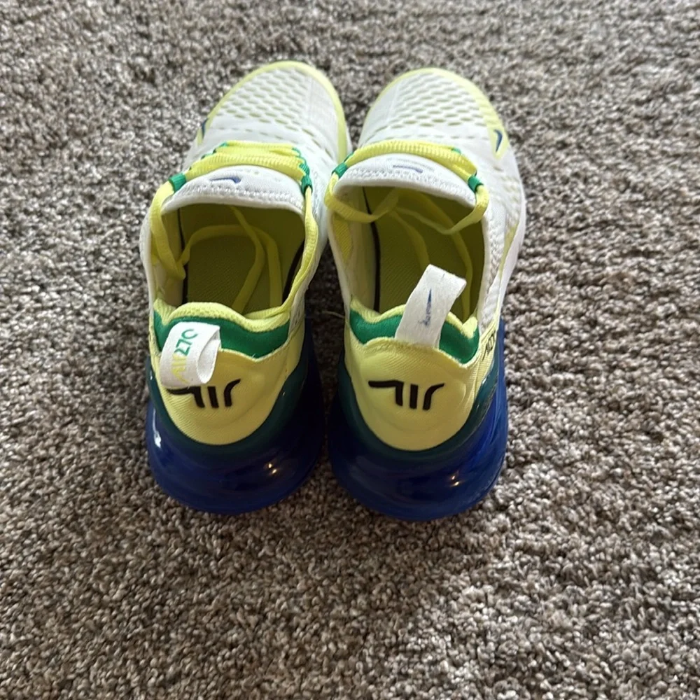 Nike Youth Air Max 270 Sneakers Size 6Y - Picture 3 of 4